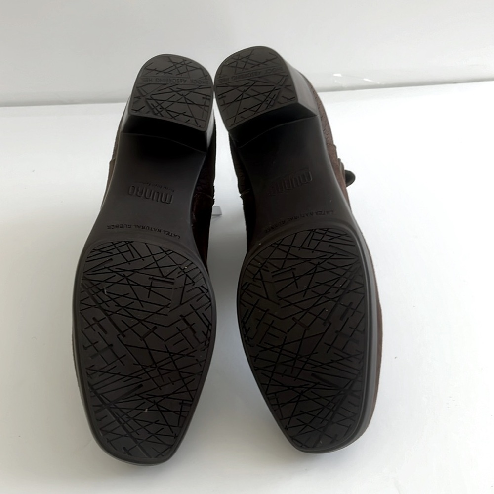 Munro $250 Callie Espresso Suede Booties Boots Stacked Heel Shoes Size 8N New - Picture 7 of 7